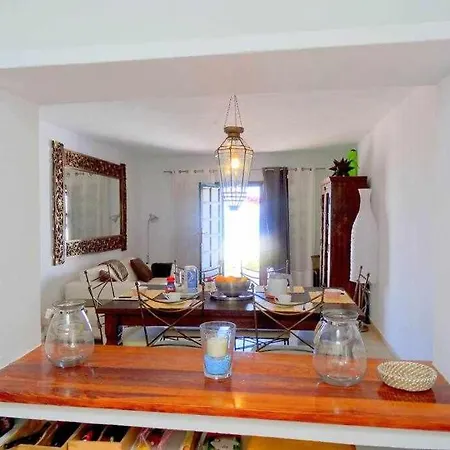 Casa Descanso Con Jacuzzi En Nyaraló Playa Quemada